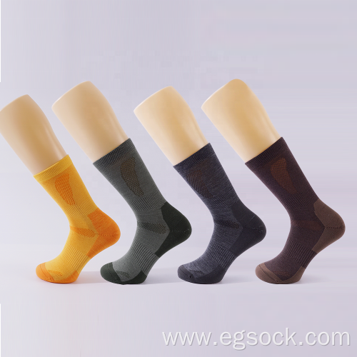 Winter merino wool outdoor athletic cushion socks